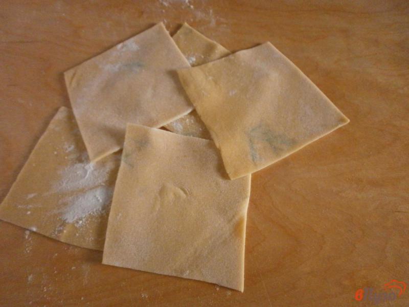 Фото приготовление рецепта: Паста « платочки»  с сёмгой и цуккини шаг №11