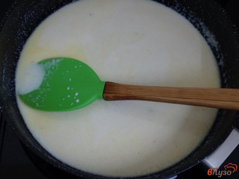 Фото приготовление рецепта: Макароны в сырном соусе шаг №4