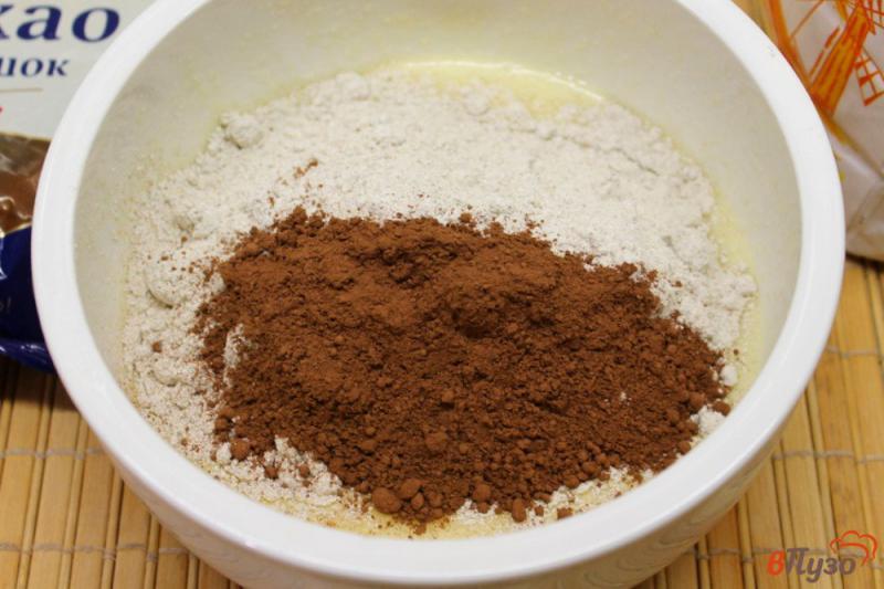 Фото приготовление рецепта: Шоколадное печенье на основе ржаной муки шаг №3