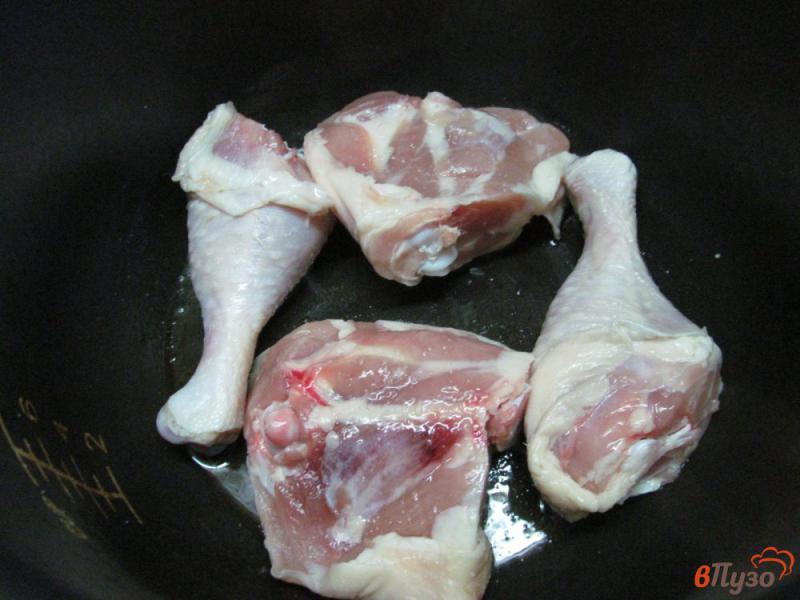 Фото приготовление рецепта: Куриное рагу по-французски в мультиварке шаг №2