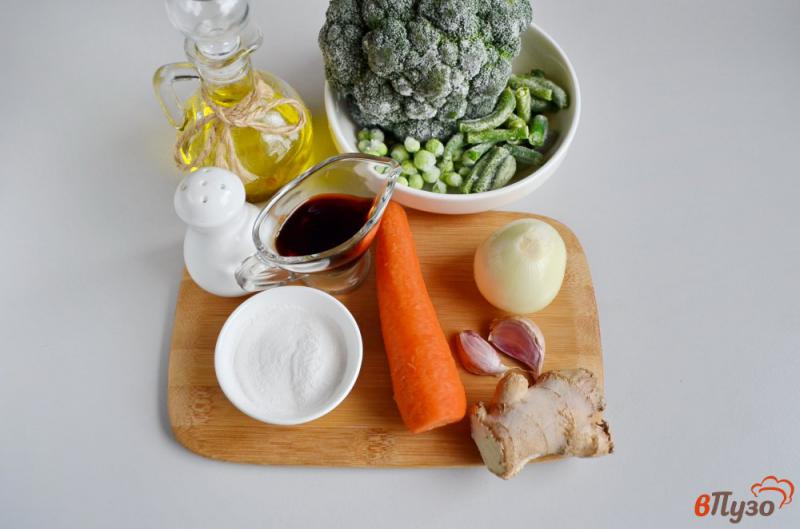 Фото приготовление рецепта: Стир-фрай из овощей шаг №1