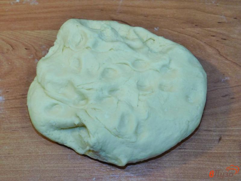 Фото приготовление рецепта: Печенье с клубничным конфитюром шаг №2