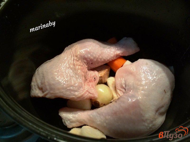 Фото приготовление рецепта: Суп-пюре из брокколи и цветной капусты с курицей шаг №1