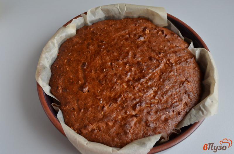 Фото приготовление рецепта: Постный пирог с орехами, маком и кунжутом шаг №7