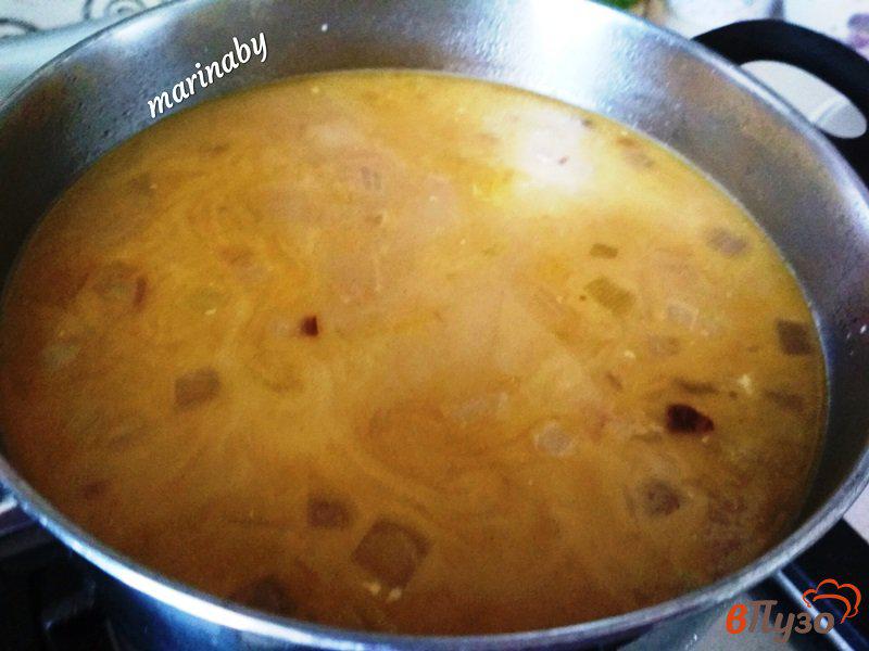Фото приготовление рецепта: Луковый французский суп шаг №9