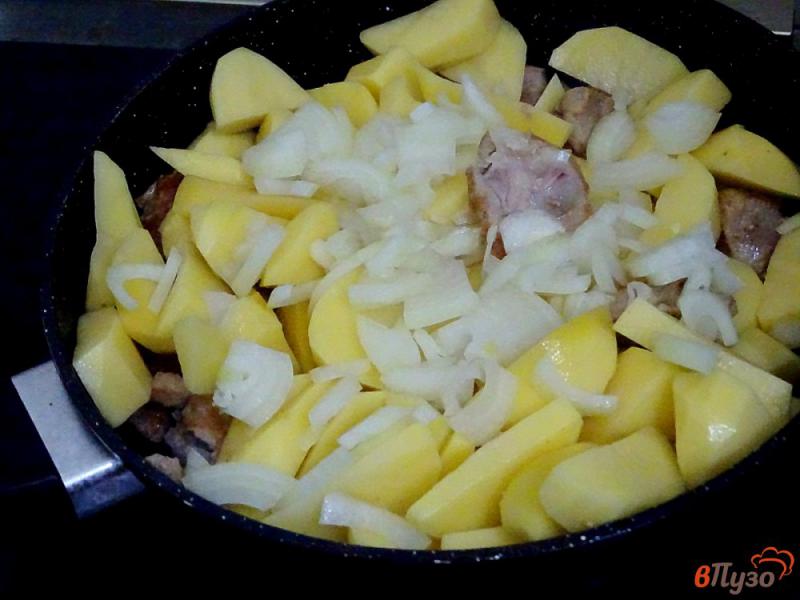 Фото приготовление рецепта: Овощи тушёные со свининой. шаг №5