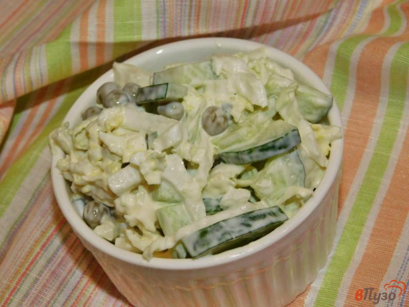 Фото приготовление рецепта: Зеленый салат с горошком шаг №4
