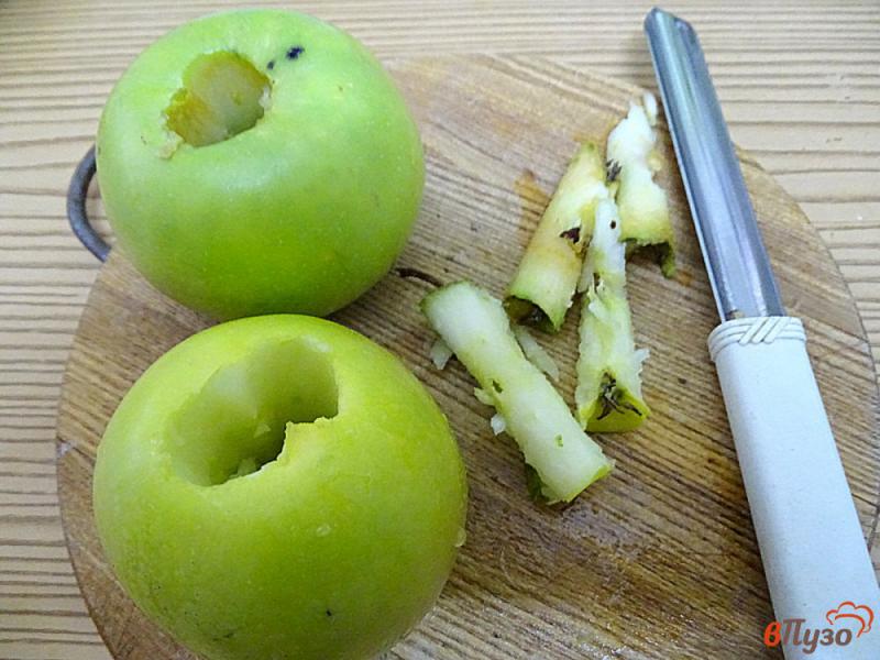 Фото приготовление рецепта: Яблоки в *шубке* шаг №4