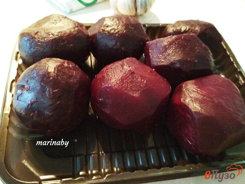 Фото приготовление рецепта: Салат из свеклы и фасолью шаг №2