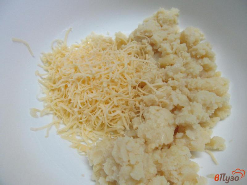 Фото приготовление рецепта: Картофельные зразы с яйцом болтунья шаг №1