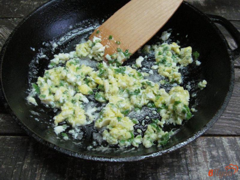Фото приготовление рецепта: Картофельные зразы с яйцом болтунья шаг №4