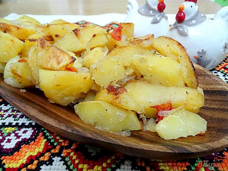 Фото приготовление рецепта: Картофель жареный в духовке шаг №7