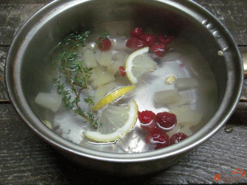 Фото приготовление рецепта: Согревающий напиток из консервированного ананаса шаг №3
