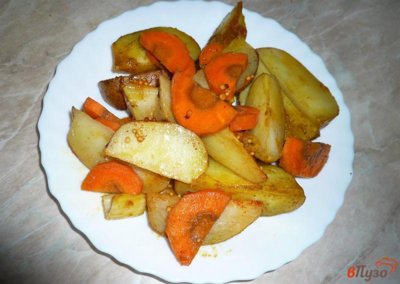 Фото приготовление рецепта: Картофель с морковью и сельдереем запеченные в рукаве шаг №10