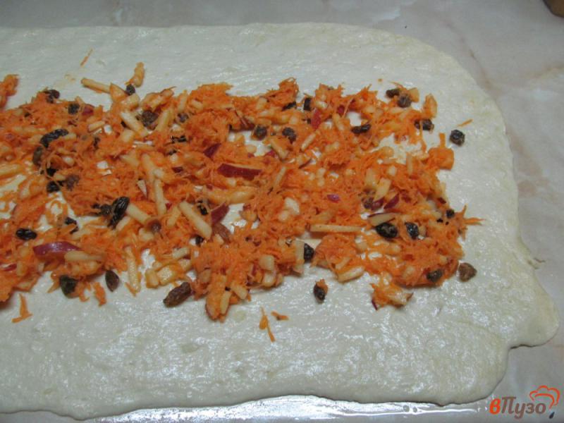 Фото приготовление рецепта: Пирог с начинкой из моркови и яблока шаг №10