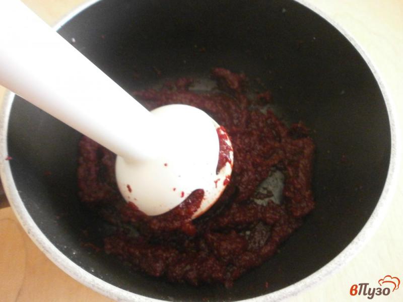 Фото приготовление рецепта: Оладьи на молоке с конфетюром из свеклы шаг №9