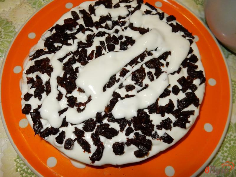Фото приготовление рецепта: Сметанный пирог с черносливом шаг №13