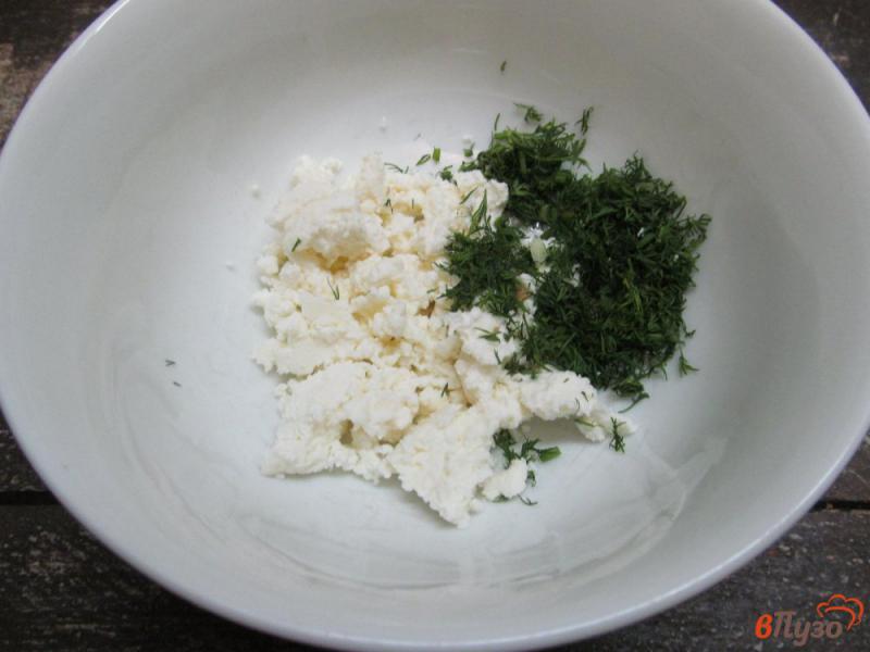 Фото приготовление рецепта: Картофельные оладьи с начинкой шаг №4