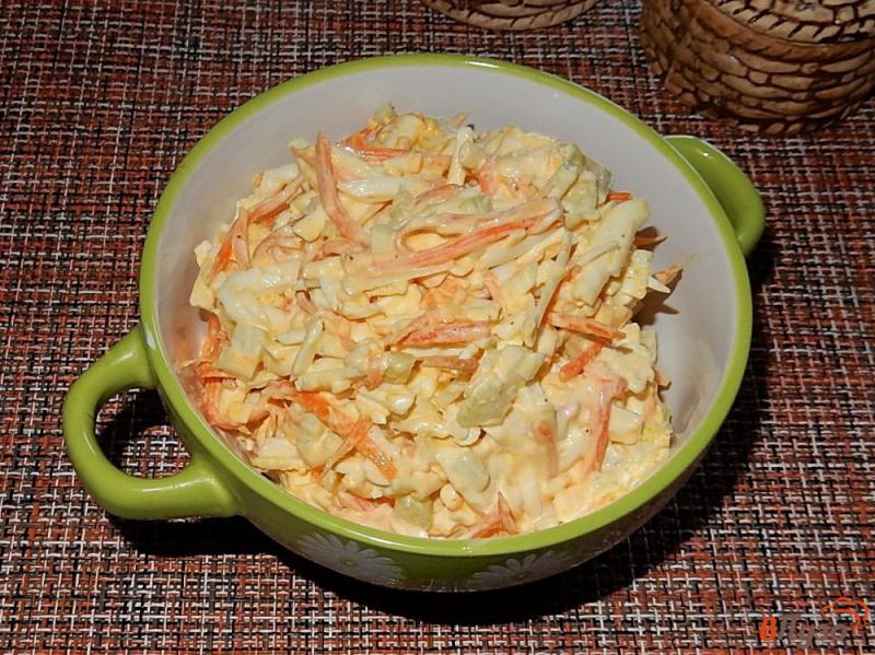 Фото приготовление рецепта: Салат с морковью по-корейски и сельдереем шаг №6