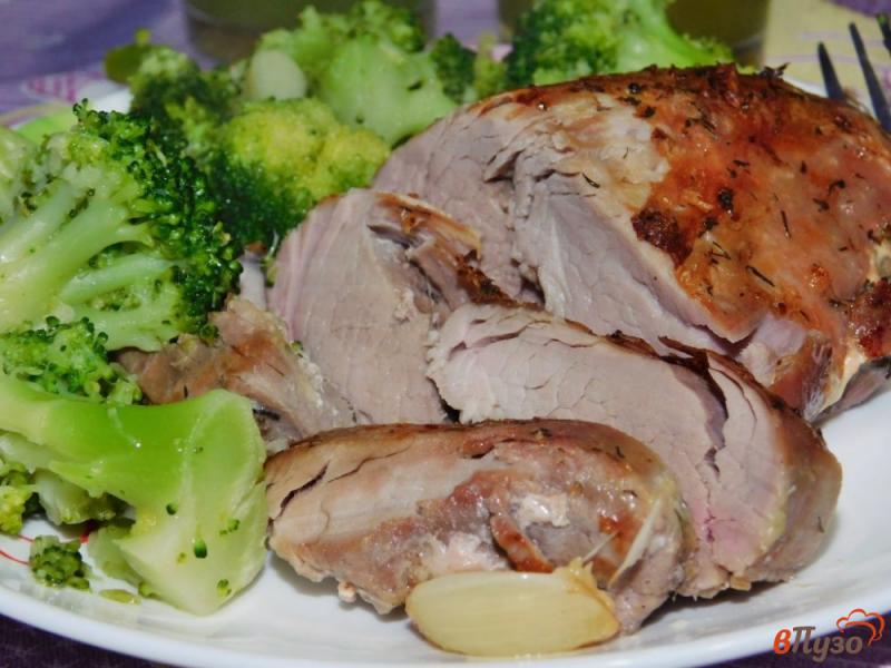 Фото приготовление рецепта: Свиная вырезка, запеченная в духовке шаг №6