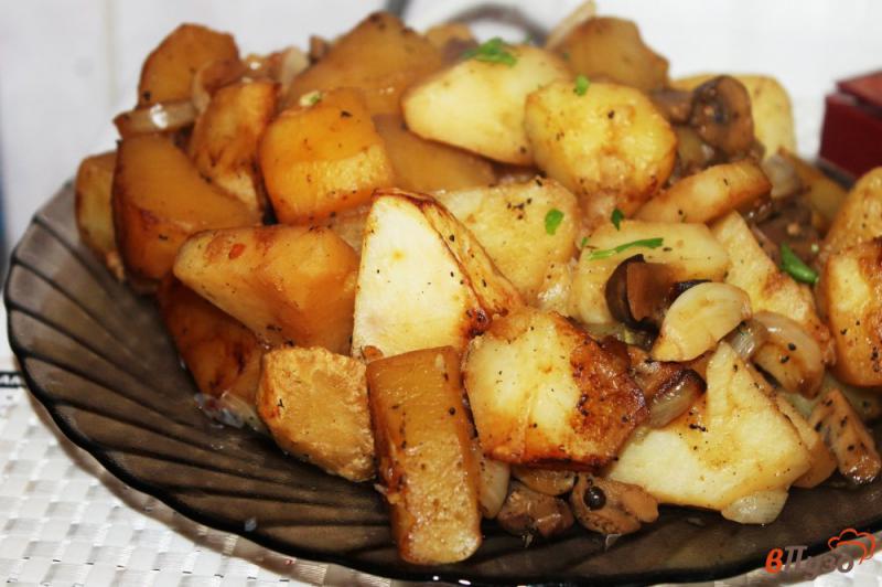 Фото приготовление рецепта: Картофель тушеный в рукаве с соевым соусом шаг №8