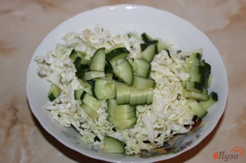 Фото приготовление рецепта: Салат из пекинской капусты с корейской морковью шаг №4