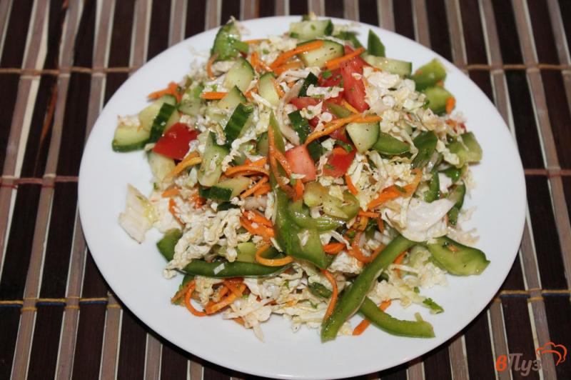 Фото приготовление рецепта: Салат из пекинской капусты с корейской морковью шаг №7