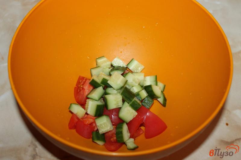 Фото приготовление рецепта: Салат из грибов и овощей в соусе песто шаг №3