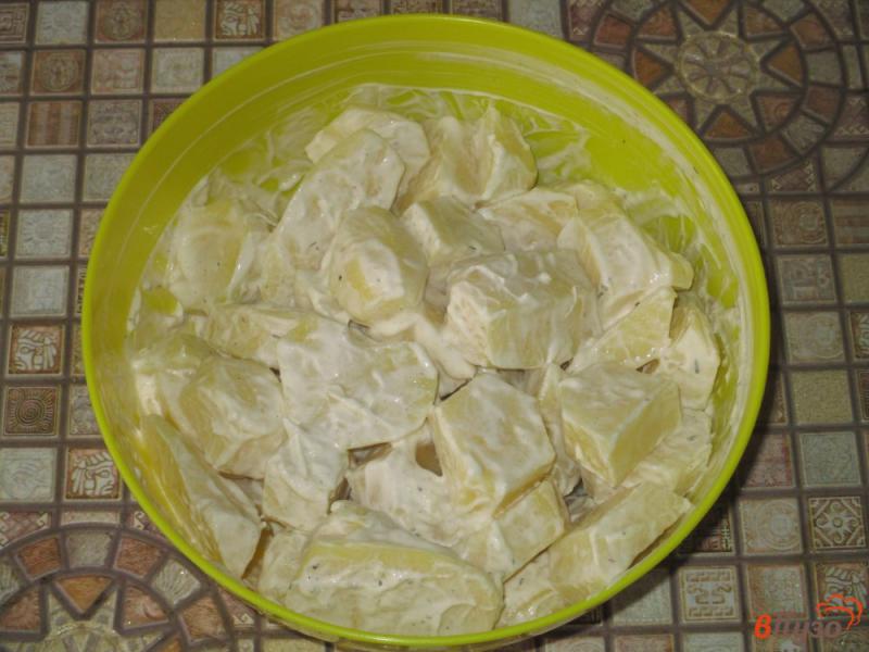 Фото приготовление рецепта: Картофель запеченный в рукаве в сметане шаг №4