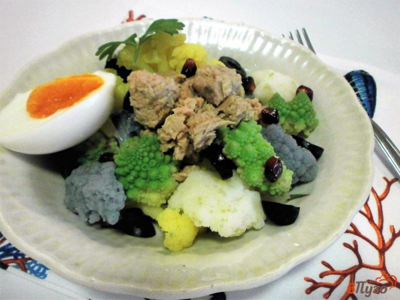 Фото приготовление рецепта: Цветной салат из цветной капусты и тунца шаг №12