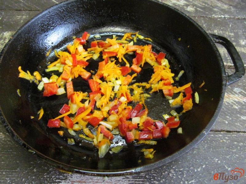 Фото приготовление рецепта: Овощной суп с сырными шариками шаг №4
