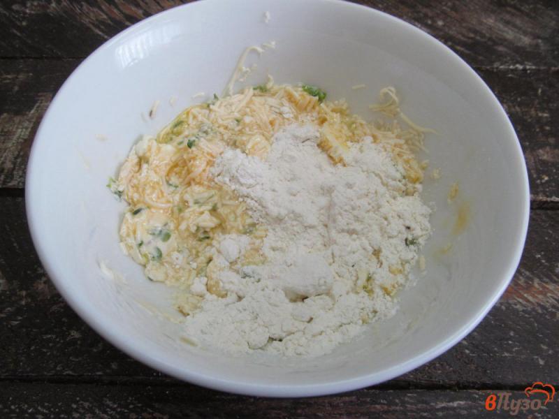 Фото приготовление рецепта: Овощной суп с сырными шариками шаг №7