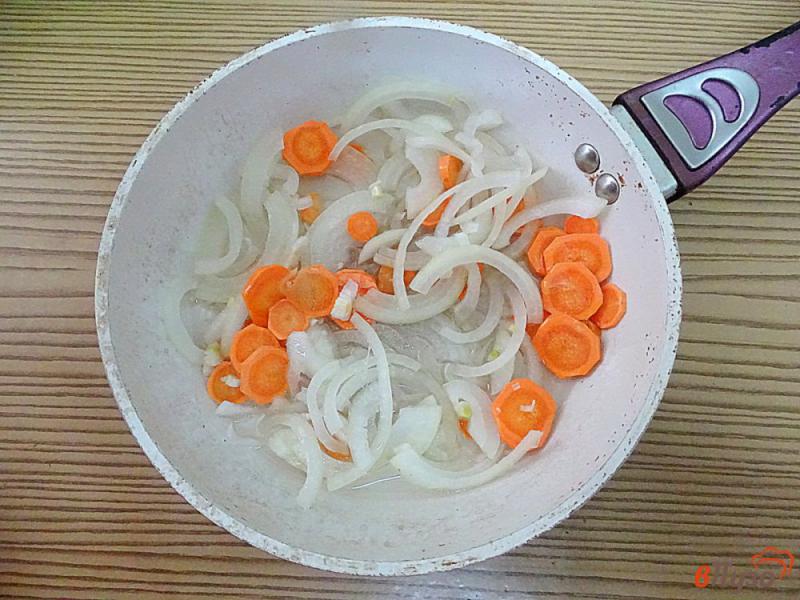 Фото приготовление рецепта: Суп пюре с картофелем и кабачками шаг №2