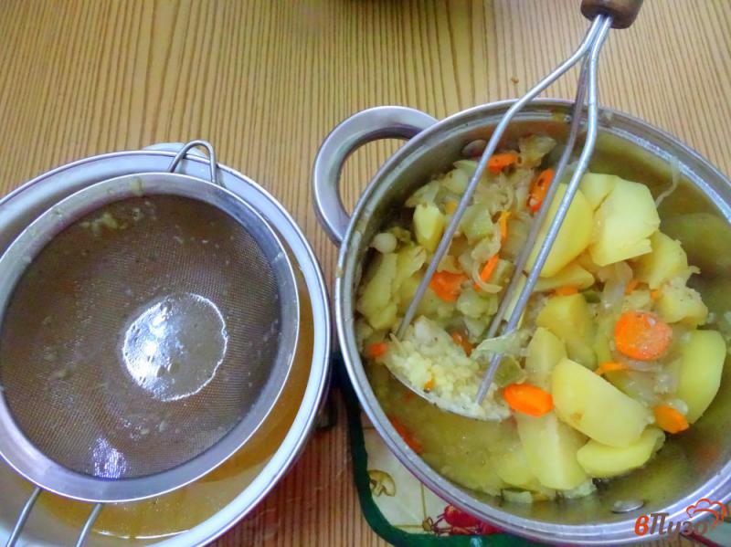 Фото приготовление рецепта: Суп пюре с картофелем и кабачками шаг №6
