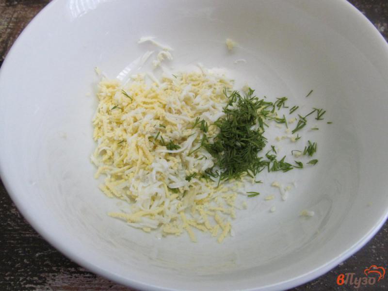 Фото приготовление рецепта: Бутерброды со шпротами оливками и имбирем шаг №1