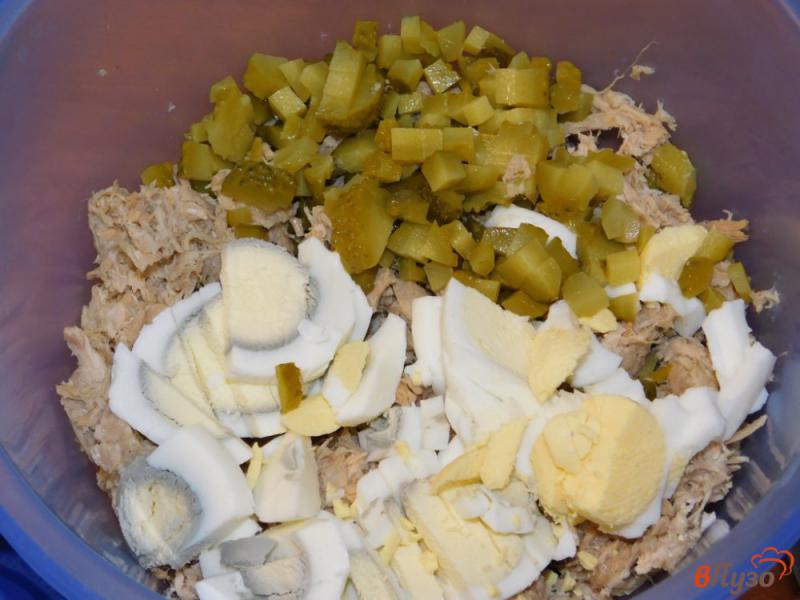 Фото приготовление рецепта: Мясной салат с орехами шаг №2