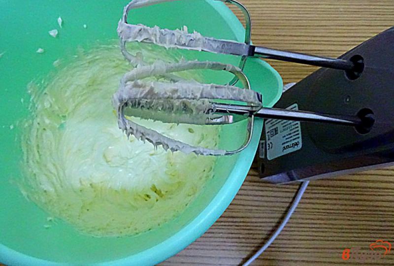 Фото приготовление рецепта: Пирожные с вафлями и сгущёнкой шаг №3