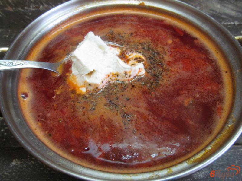 Фото приготовление рецепта: Свекольный суп с фасолью шаг №7