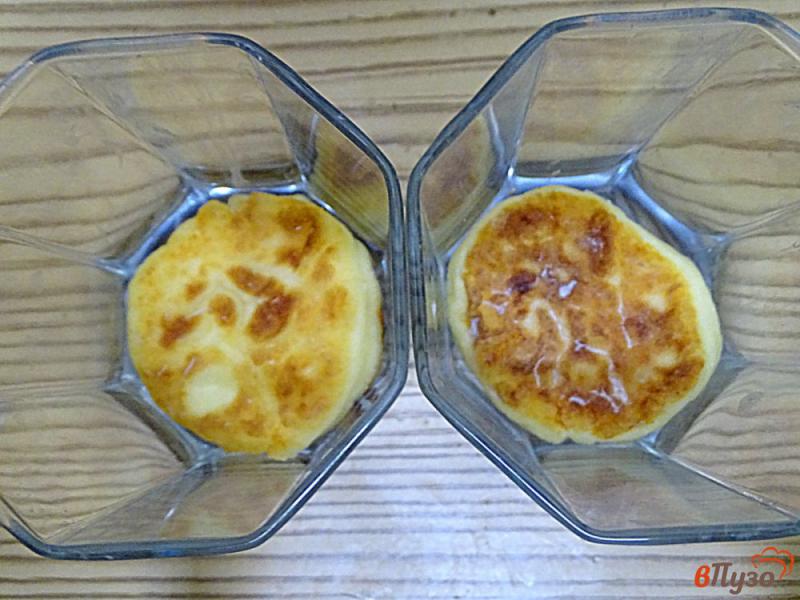 Фото приготовление рецепта: Сырники нежные и десерт шаг №12
