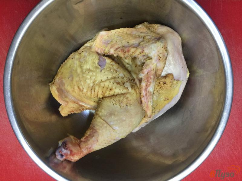 Фото приготовление рецепта: Цыпленок запеченный в соусе барбекю шаг №1