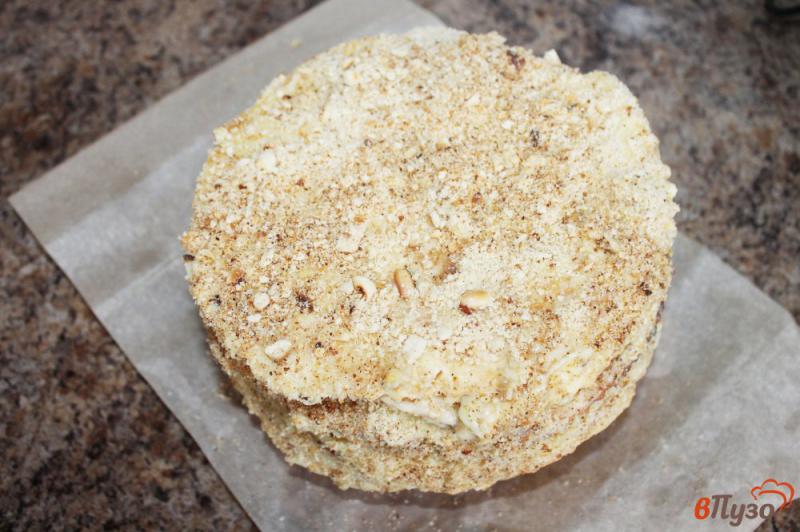 Фото приготовление рецепта: Торт Наполеон с заварным кремом и арахисом шаг №10