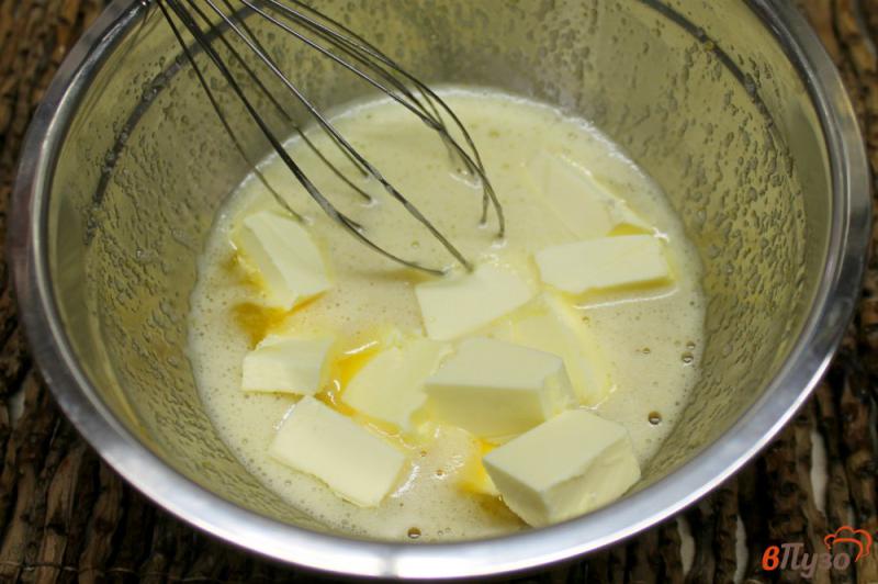 Фото приготовление рецепта: Кекс с финиками из цельнозерновой муки шаг №2