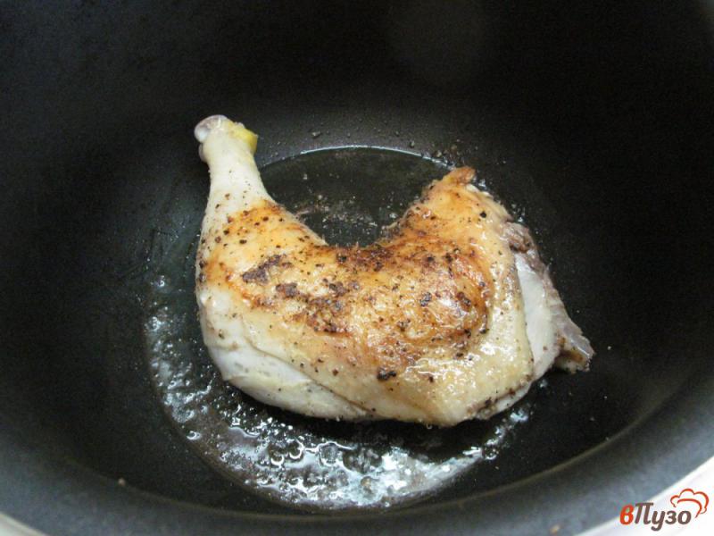 Фото приготовление рецепта: Куриные окорочка с яблочным соусом шаг №3