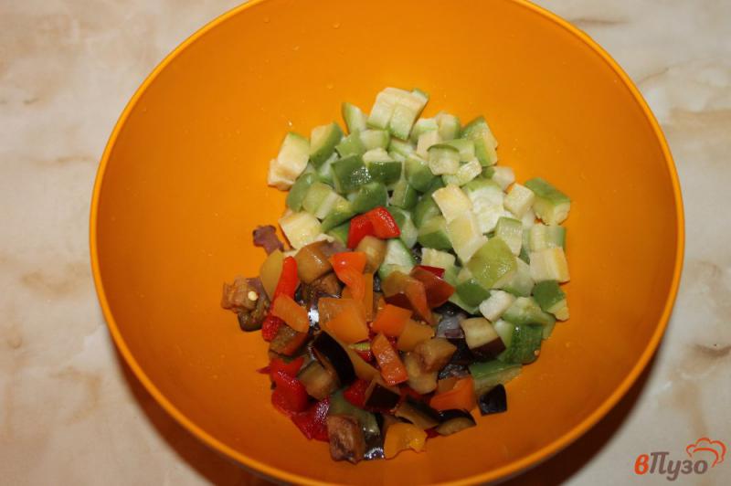 Фото приготовление рецепта: Рис ассорти с овощами в мультиварке шаг №2