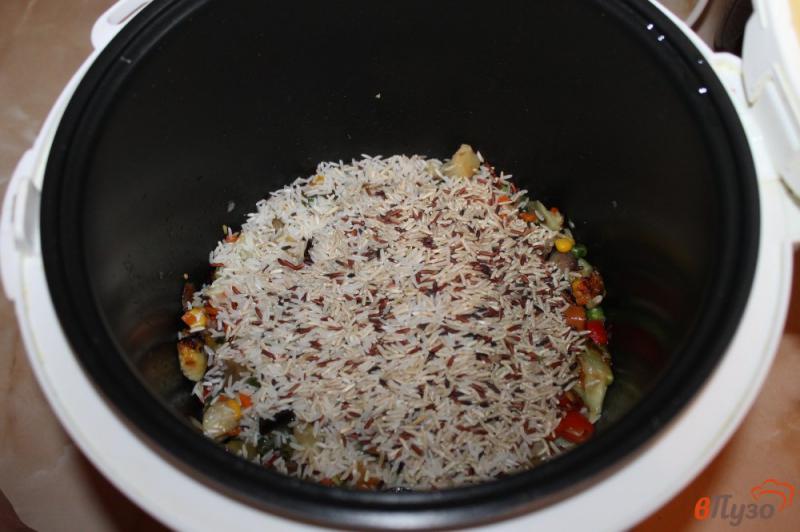 Фото приготовление рецепта: Рис ассорти с овощами в мультиварке шаг №8