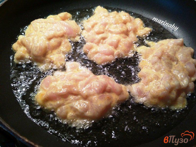 Фото приготовление рецепта: Рубленные котлеты из куриного филе шаг №5