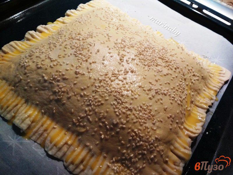 Фото приготовление рецепта: Пирог «Три сыра» шаг №6