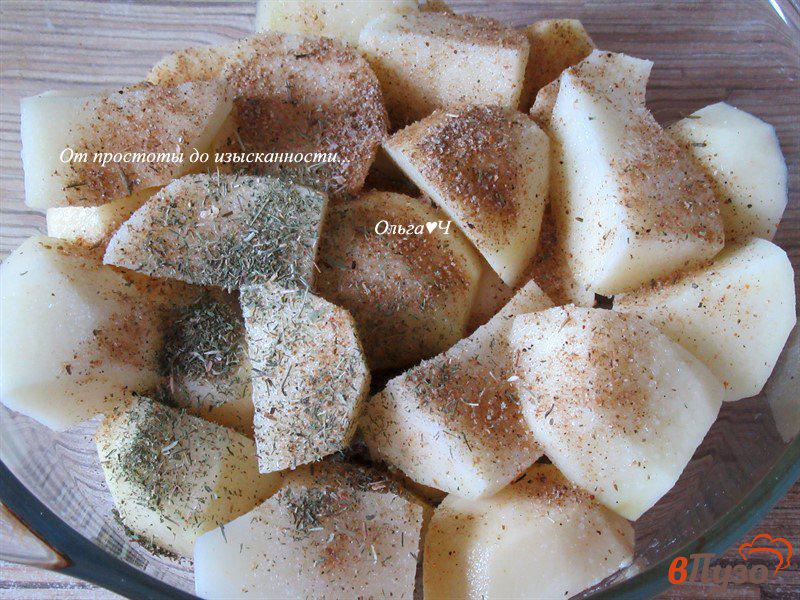 Фото приготовление рецепта: Пряный картофель в микроволновке (без масла) шаг №2
