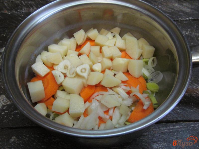 Фото приготовление рецепта: Французский суп из лука-порей шаг №3