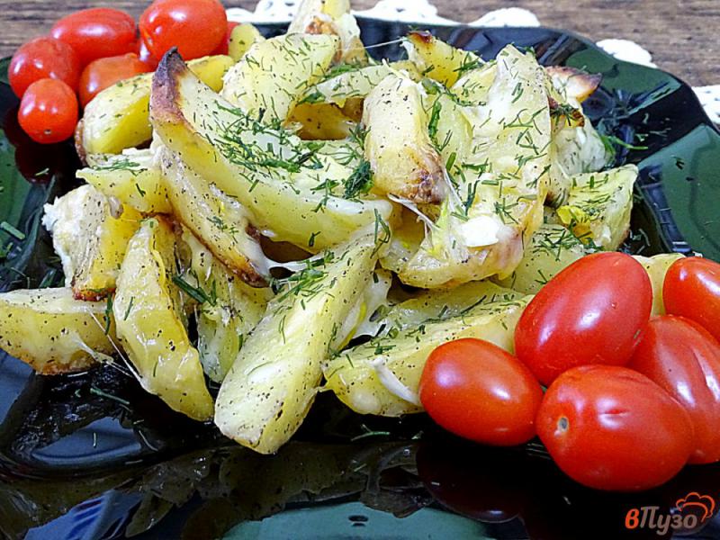 Фото приготовление рецепта: Картофель с лимоном и сыром, запеченный шаг №10